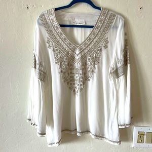 Beautiful white top with embroidered detail